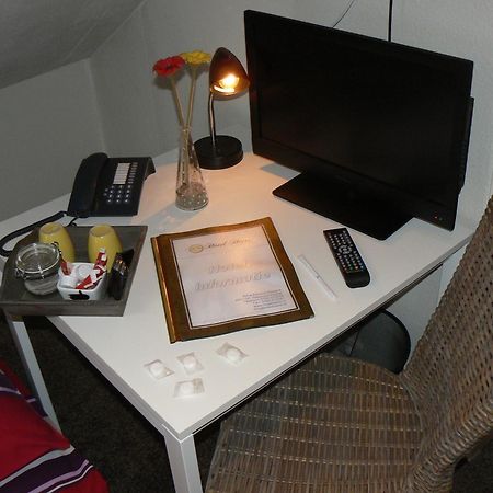 Hotel Heere Raamsdonksveer Extérieur photo