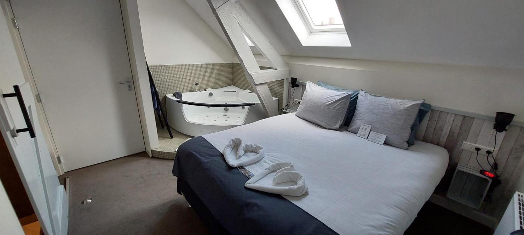 Hotel Heere Raamsdonksveer Extérieur photo