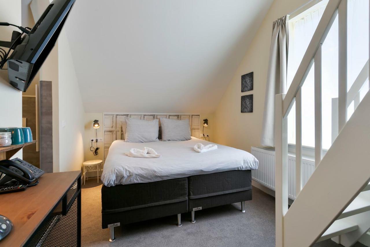 Hotel Heere Raamsdonksveer Extérieur photo