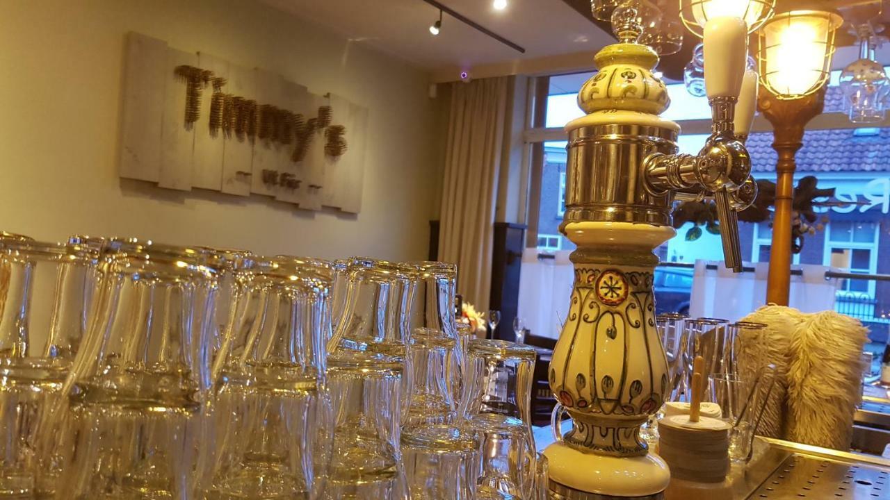 Hotel Heere Raamsdonksveer Extérieur photo