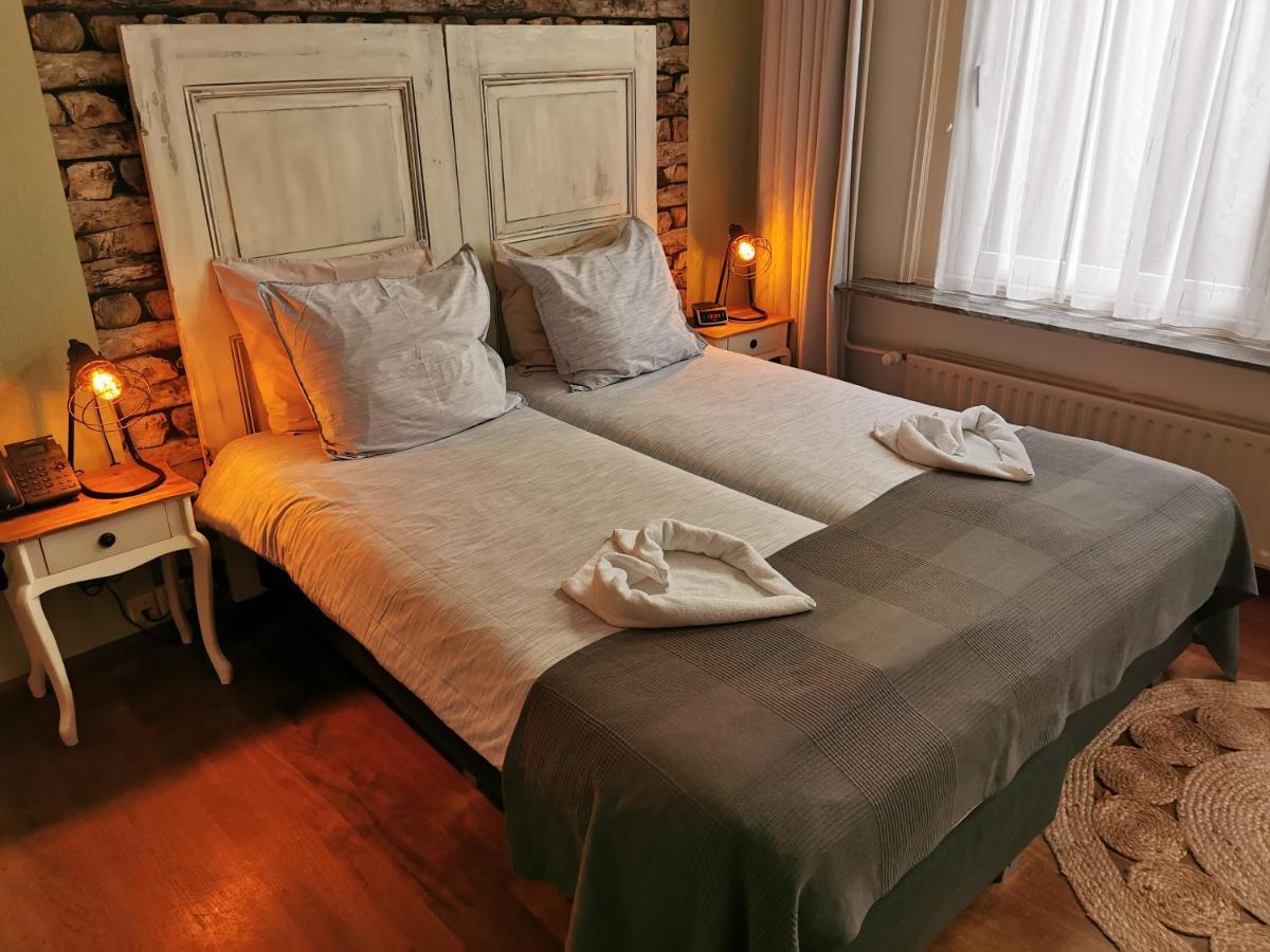 Hotel Heere Raamsdonksveer Extérieur photo