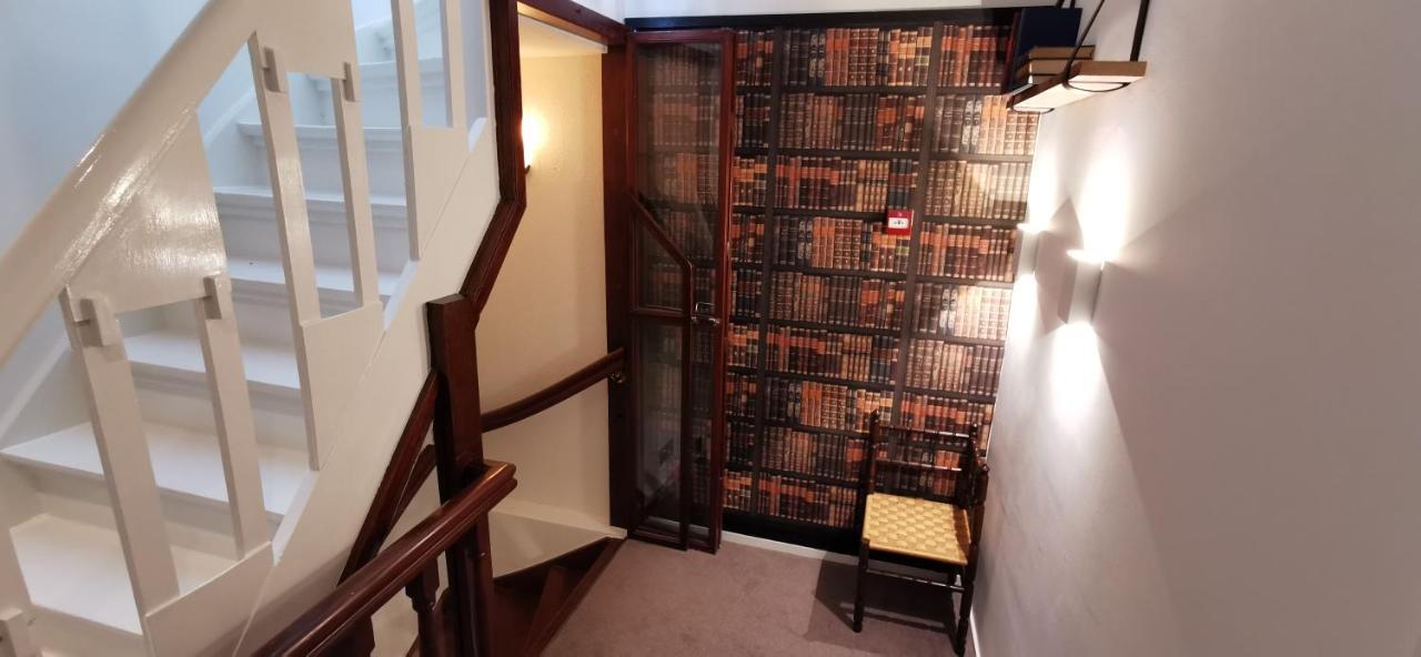 Hotel Heere Raamsdonksveer Extérieur photo
