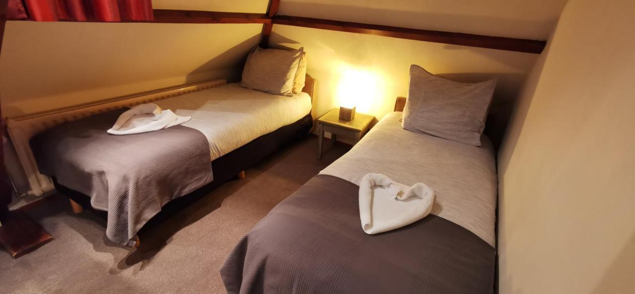Hotel Heere Raamsdonksveer Extérieur photo