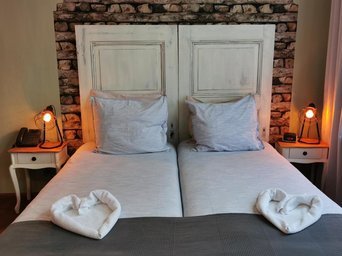 Hotel Heere Raamsdonksveer Extérieur photo